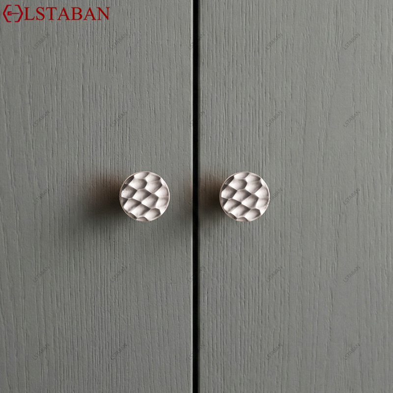 Half-Moon Hammered Texture Kit - Furniture Hardware Feet ulasan dan harga
